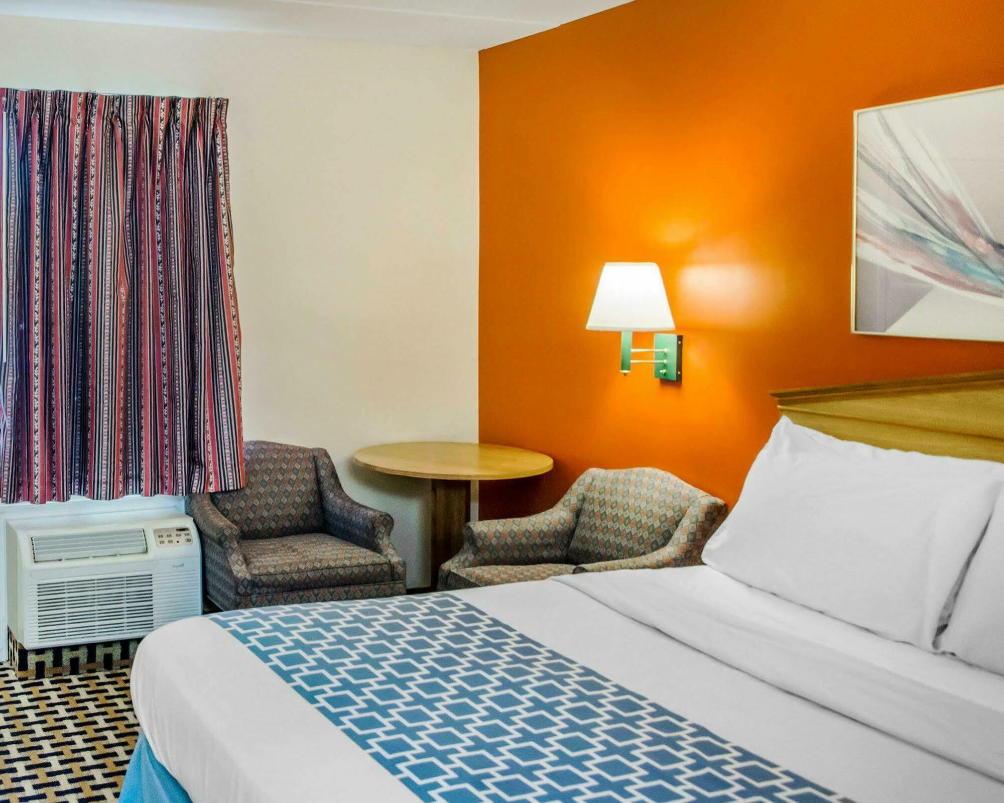 Econo Lodge Franklin Luaran gambar