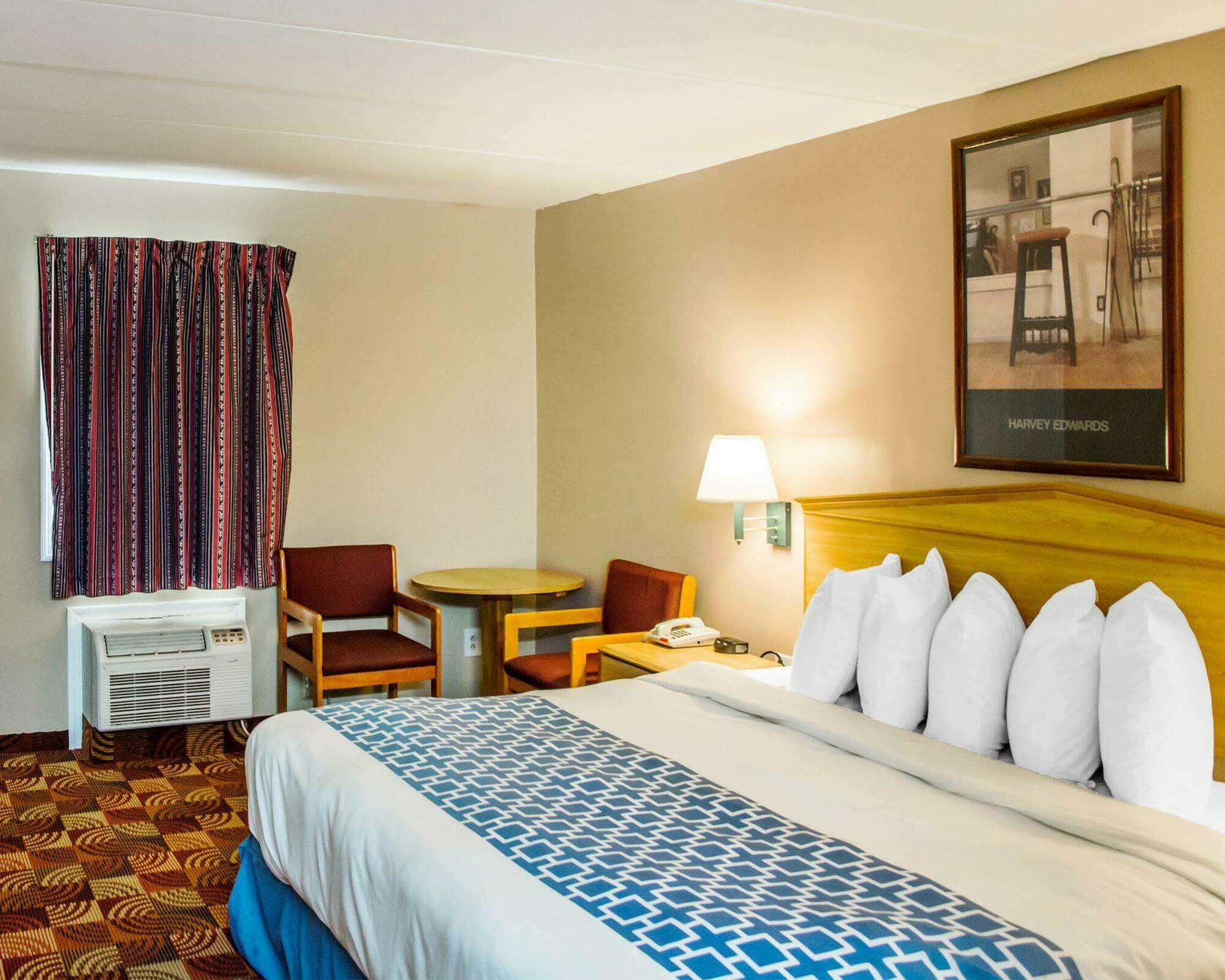 Econo Lodge Franklin Luaran gambar