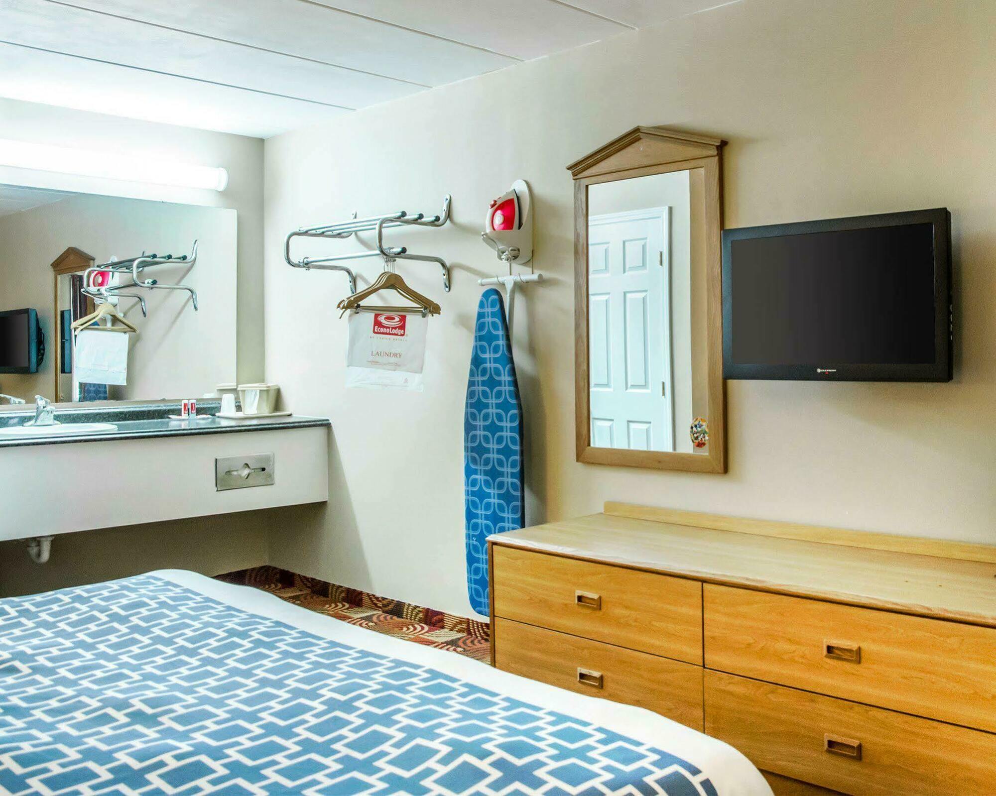 Econo Lodge Franklin Luaran gambar